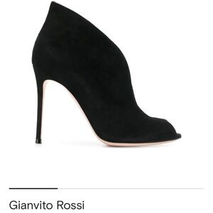 Gianvito Rossi Black Peep-Toe Heels